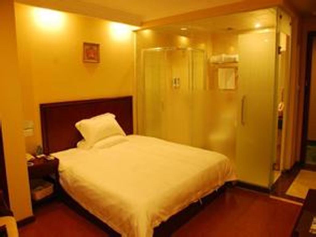 Greentree Inn Beijing East Yizhuang District Second Kechuang Street Express Hotel Room photo